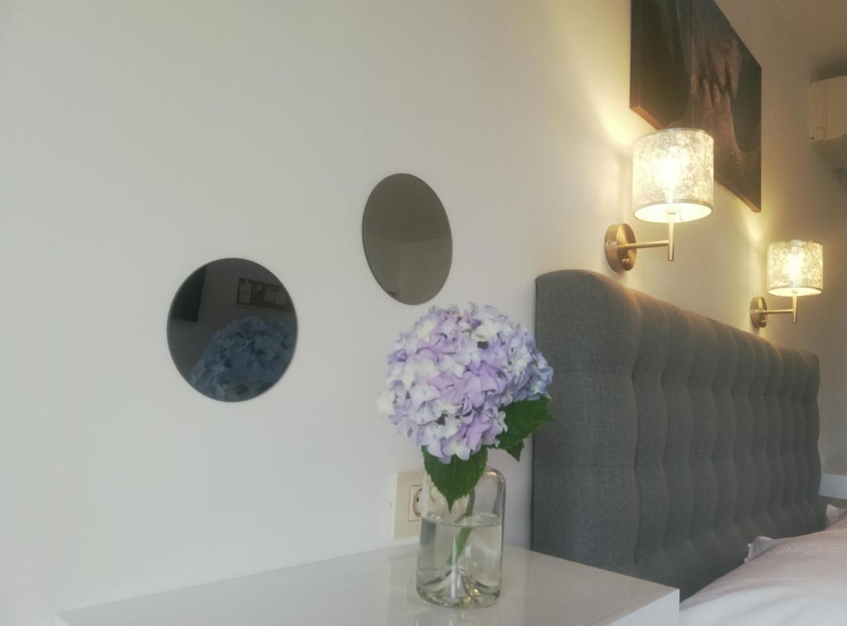 Riviera Rooms And Apartments Palit المظهر الخارجي الصورة