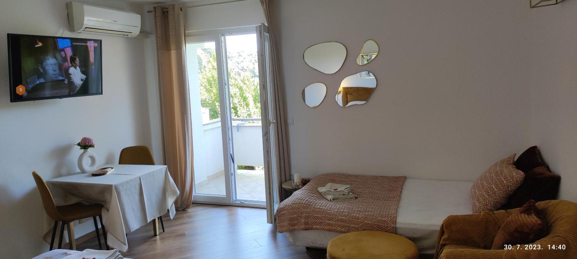 Riviera Rooms And Apartments Palit المظهر الخارجي الصورة