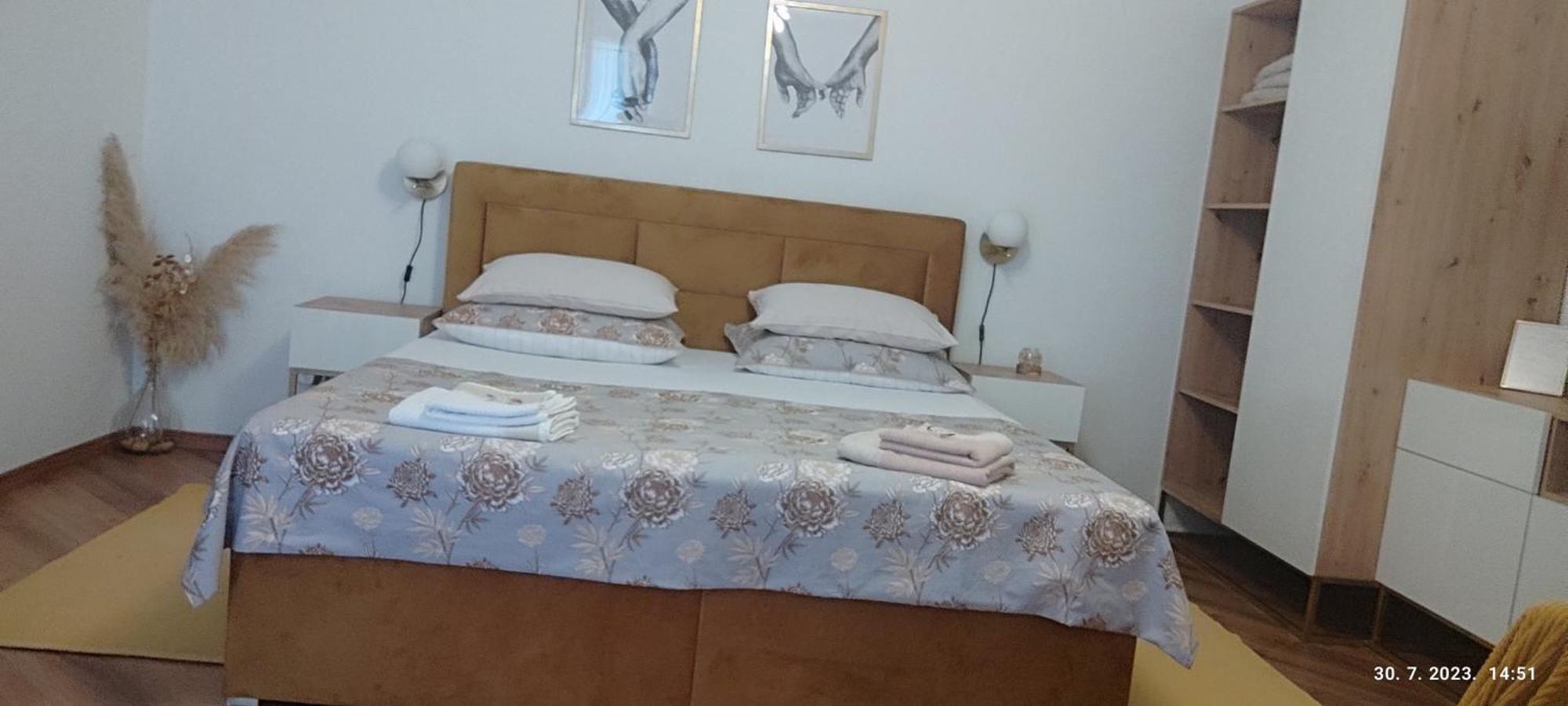 Riviera Rooms And Apartments Palit المظهر الخارجي الصورة