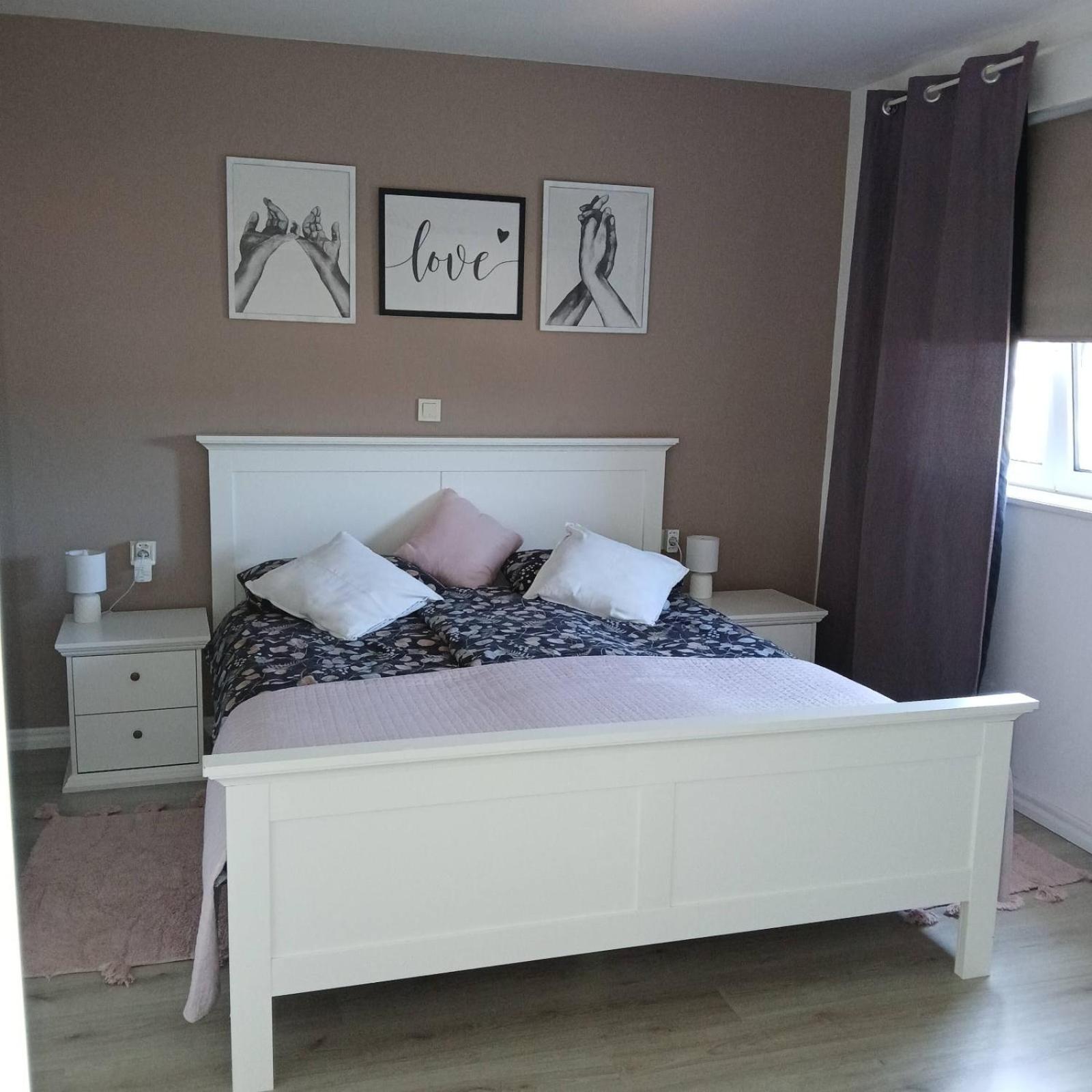 Riviera Rooms And Apartments Palit المظهر الخارجي الصورة